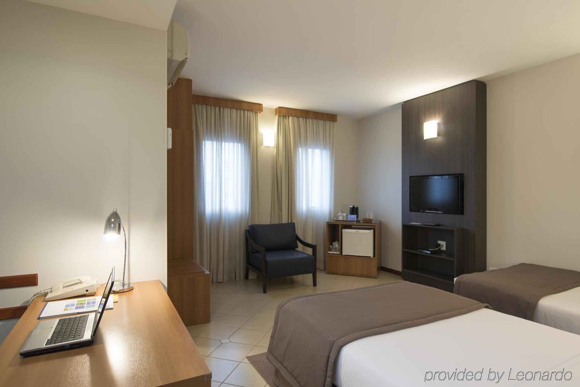 סאו פאולו Holiday Inn Express Avenida Sumare מראה חיצוני תמונה